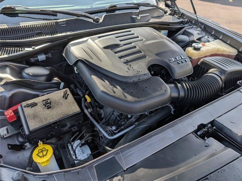 Used 2022 Dodge Challenger GT RWD image 39