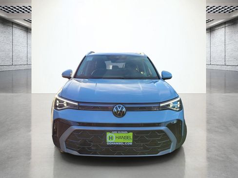 New 2026 Volkswagen Taos SEL image 3