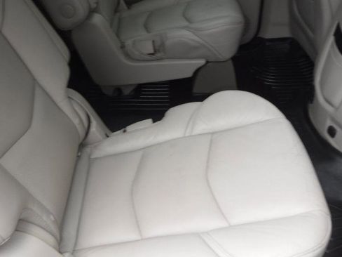 Used 2017 Cadillac Escalade ESV Premium Luxury image 28