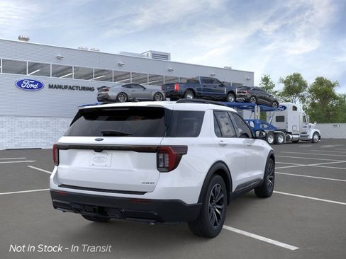 New 2026 Ford Explorer ST-Line AWD/4WD image 8