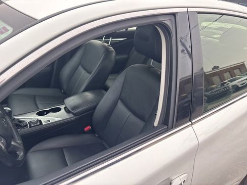 Used 2015 INFINITI Q50 Premium w/ Navigation Package image 14