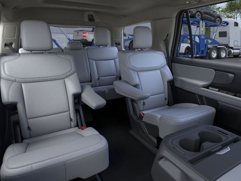 New 2026 Ford Expedition Platinum AWD/4WD image 11
