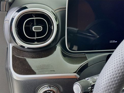 New 2026 Mercedes-Benz C 43 AMG 4MATIC Sedan image 11