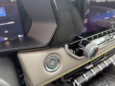 New 2026 Chevrolet Colorado ZR2 w/ Technology Package image 10