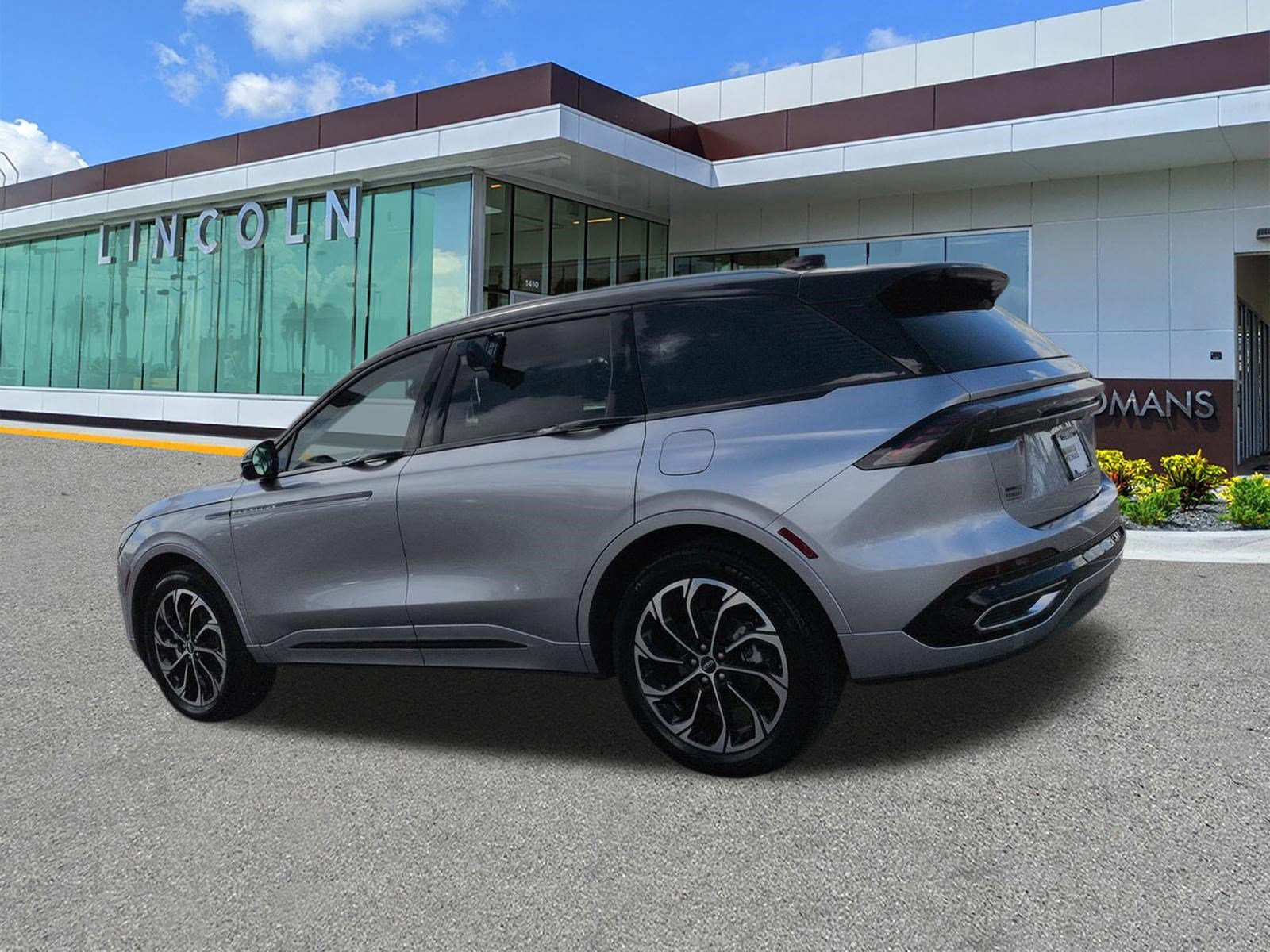 New 2026 Lincoln Nautilus Reserve AWD/4WD image 6