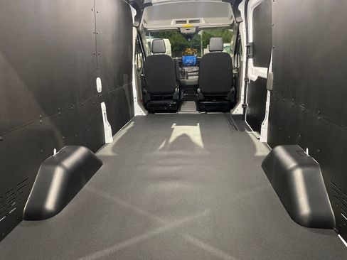 New 2026 Ford Transit 250 148 Medium Roof Extended AWD w/ Load Area Protection Package image 28