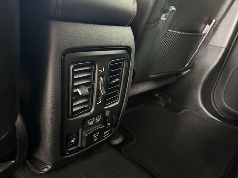 Used 2024 Dodge Durango R/T AWD/4WD image 36