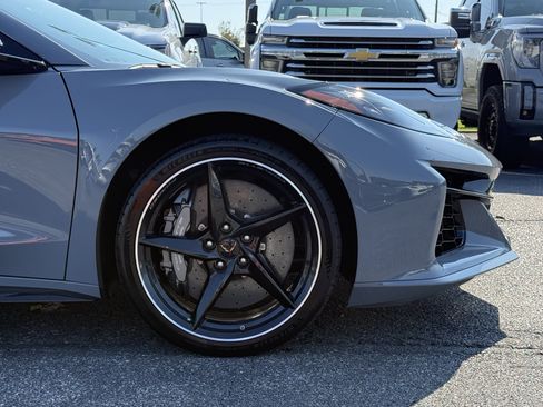Used 2025 Chevrolet Corvette E-Ray AWD/4WD image 13