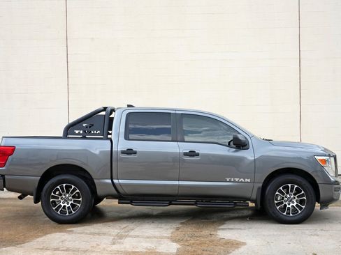 Used 2023 Nissan Titan SV w/ Accessory Utility Package RWD image 43