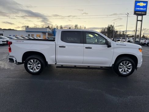 New 2026 Chevrolet Silverado 1500 Custom w/ LPO, Dark Essentials Package image 9