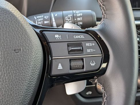 Certified 2025 Acura ADX Base image 20