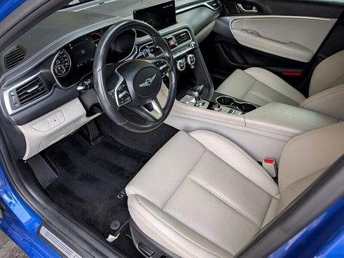 Used 2023 Genesis G70 2.0T image 2