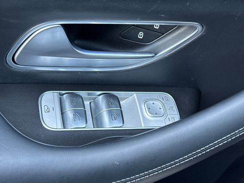 Used 2024 Mercedes-Benz Maybach GLS 600 4MATIC image 12