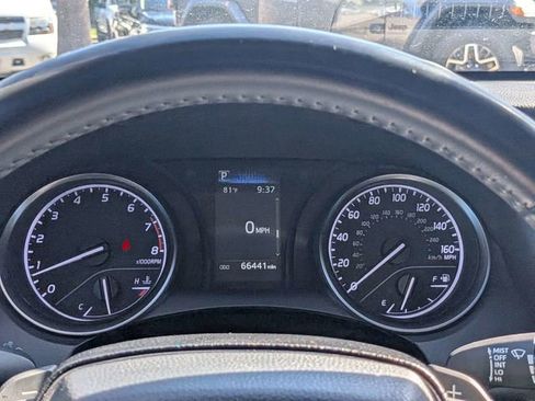 Used 2023 Toyota Camry SE FWD image 27