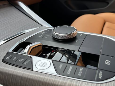 Used 2026 BMW 430i xDrive w/ M Sport Package image 25