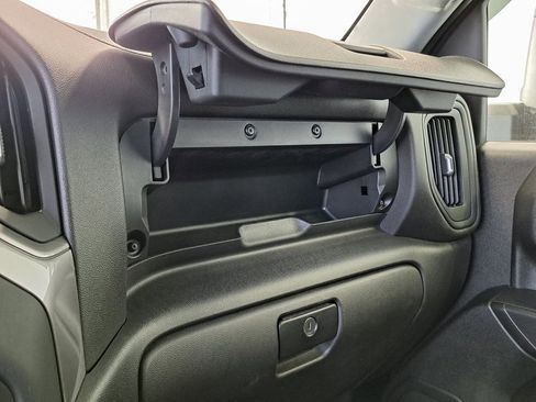 Used 2022 Chevrolet Silverado 2500 Custom w/ Gooseneck/5TH Wheel Package image 18