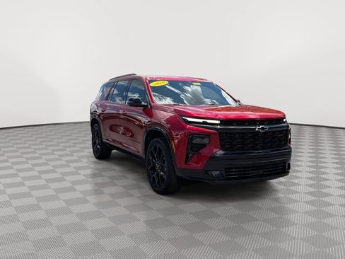 Certified 2026 Chevrolet Traverse RS w/ LPO, Floor Liner Package AWD/4WD image 2