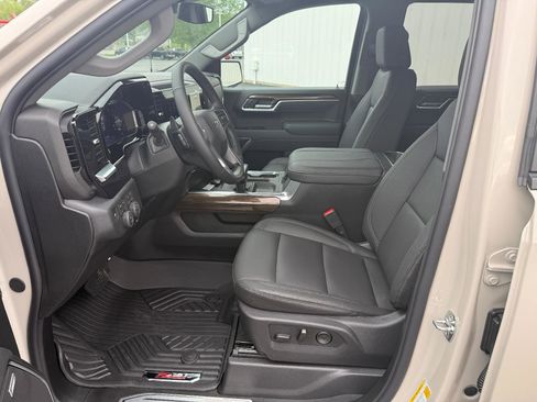 New 2026 Chevrolet Silverado 1500 RST w/ RST All Star Premium Package AWD/4WD image 11