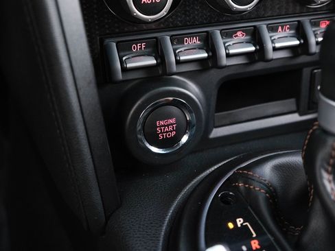 Used 2020 Toyota 86 image 28