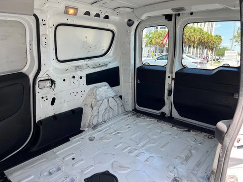 Used 2016 RAM ProMaster City Tradesman w/ Rear Back-up Camera Group image 11