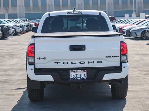 Certified 2022 Toyota Tacoma TRD Pro AWD/4WD image 8