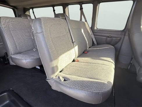 Used 2025 Chevrolet Express 3500 LT w/ LT Preferred Equipment Group image 28