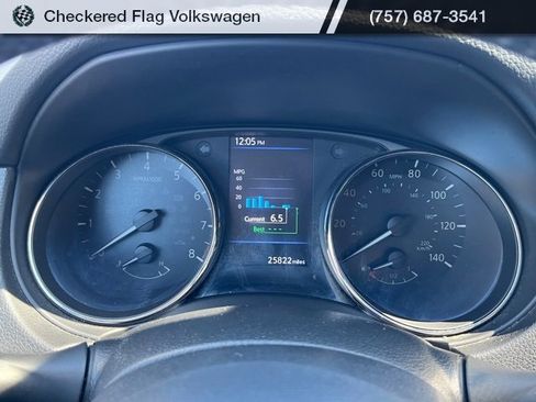 Used 2019 Nissan Rogue SV image 33