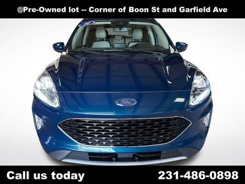 Used 2020 Ford Escape Titanium AWD/4WD image 8