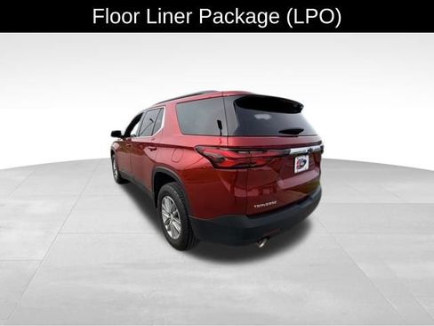 Used 2023 Chevrolet Traverse LT FWD image 5