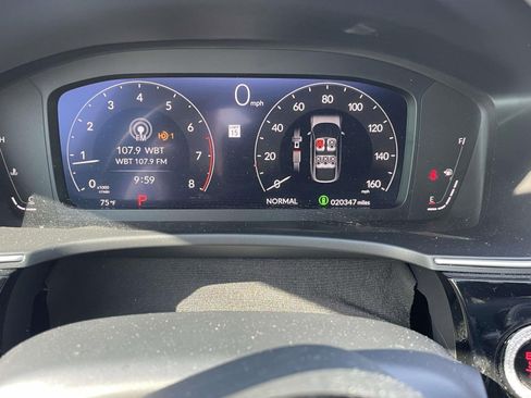 Used 2024 Honda Civic Sport Touring image 16