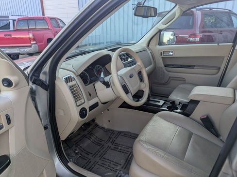 Used 2012 Ford Escape Limited AWD/4WD image 9