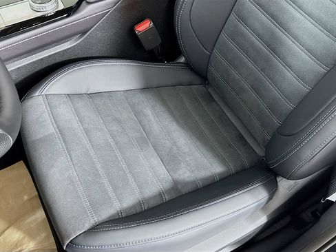 New 2026 Mitsubishi Outlander SE image 20