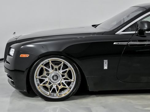 Used 2014 Rolls-Royce Wraith image 7