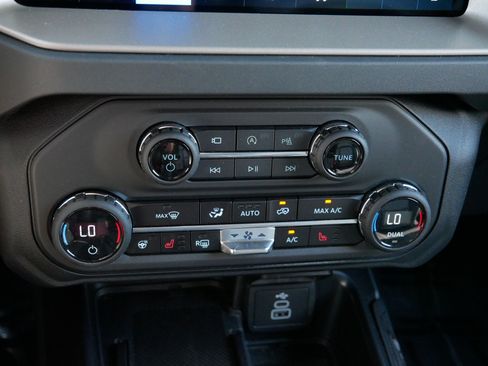 Used 2026 Ford Bronco Outer Banks AWD/4WD image 23