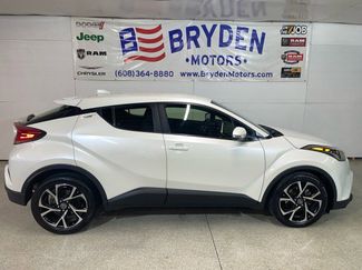 Used 2019 Toyota C-HR XLE video 1
