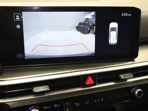 Used 2024 Kia Sorento S image 22