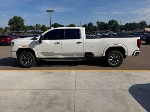 Used 2023 GMC Sierra 2500 Denali w/ Denali Ultimate Package AWD/4WD image 11