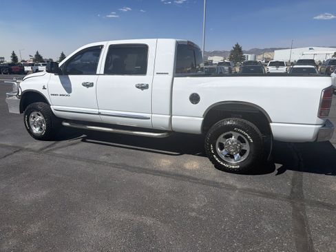 Used 2006 Dodge Ram 2500 Truck Laramie AWD/4WD image 8