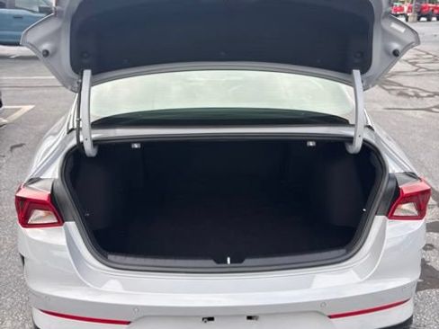 Used 2024 Kia K5 GT w/ GT1 Package FWD image 10