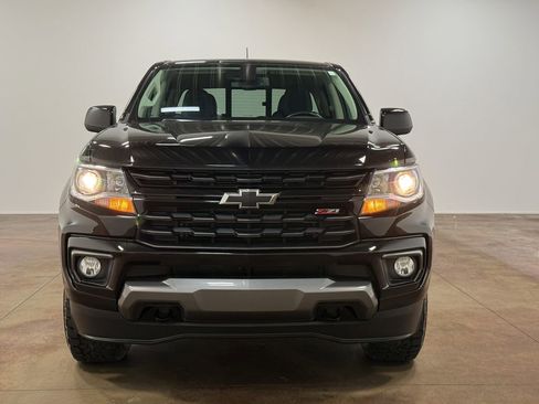 Used 2022 Chevrolet Colorado Z71 w/ Z71 Midnight Edition AWD/4WD image 32