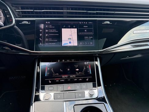 Used 2025 Audi Q7 3.0T Premium Plus AWD/4WD image 11