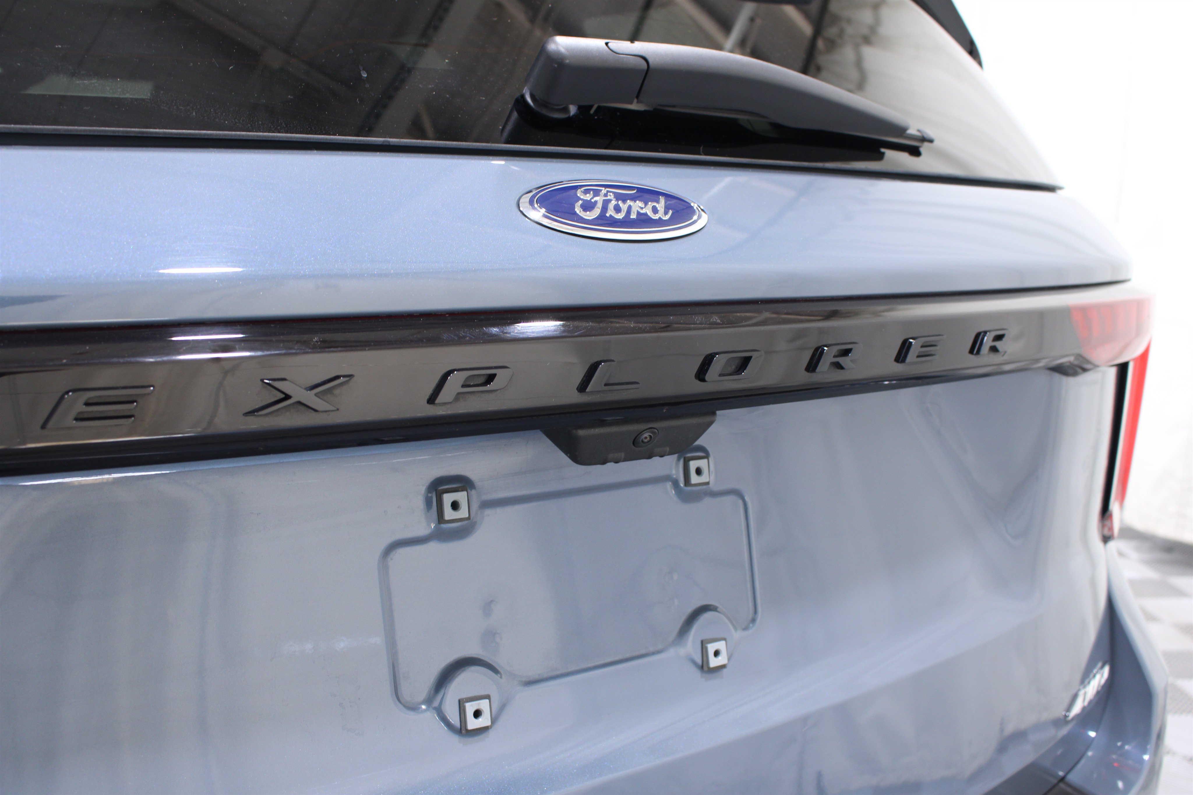 Used 2025 Ford Explorer ST-Line w/ Premium Package AWD/4WD image 32