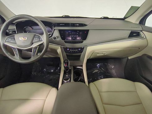 Used 2022 Cadillac XT5 Premium Luxury FWD image 18
