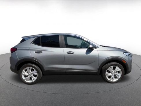 Used 2025 Buick Encore GX Preferred AWD/4WD image 16