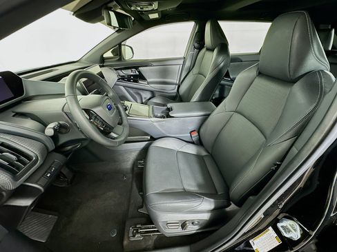 Used 2023 Subaru Solterra AWD image 13