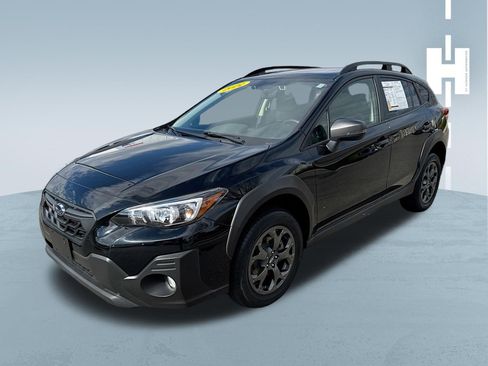 Used 2022 Subaru Crosstrek 2.5i Sport w/ Moonroof Package image 3