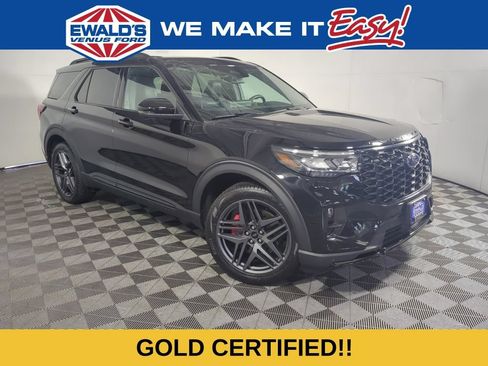Certified 2025 Ford Explorer ST AWD/4WD image 1