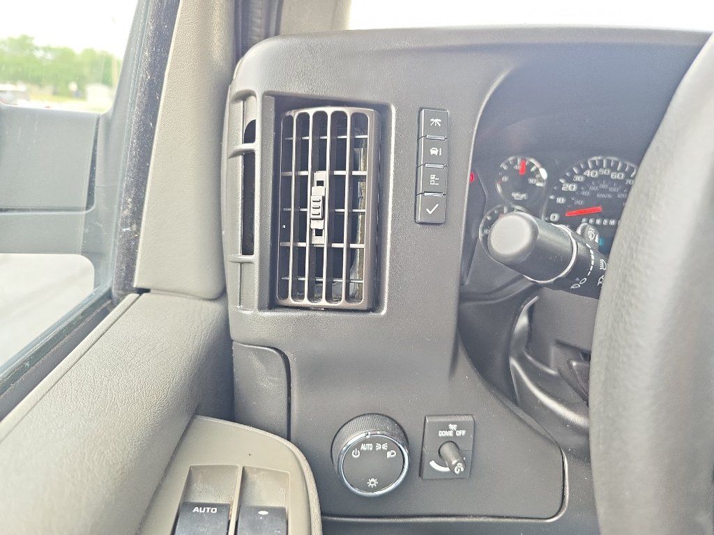 Used 2017 GMC Savana 2500 w/ All Terrain Package RWD image 22