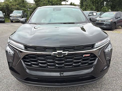 New 2026 Chevrolet Trax RS FWD image 2