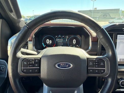Used 2022 Ford F150 Lariat w/ Equipment Group 502A High AWD/4WD image 16